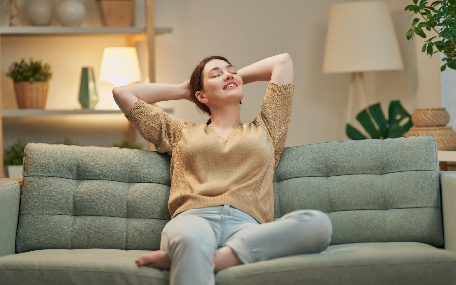 Sofá retrátil reclinável: conforto que transforma sua sala em um cantinho de cinema